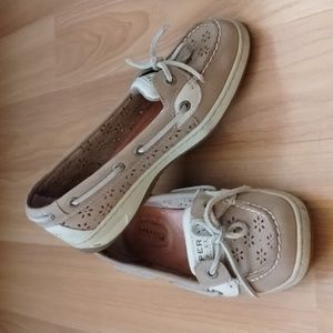 Sperry Topsiders size 6